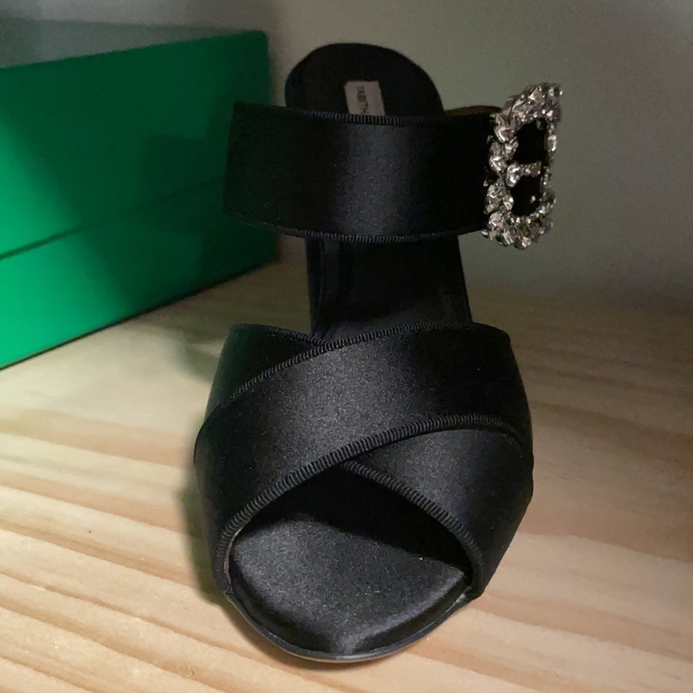 Tabitha Simmons Women's Black Reyner Swarovski - Picture 4 of 4